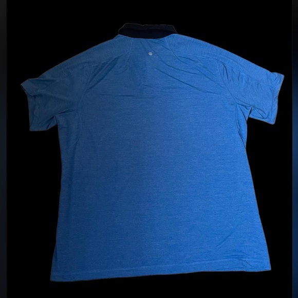 Lululemon athletica  T-Shirt - Picture 2 of 3